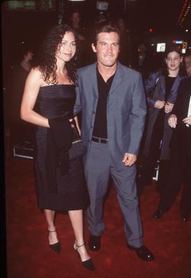 Minnie Driver and Josh Brolin at event of The Mod Squad (1999)