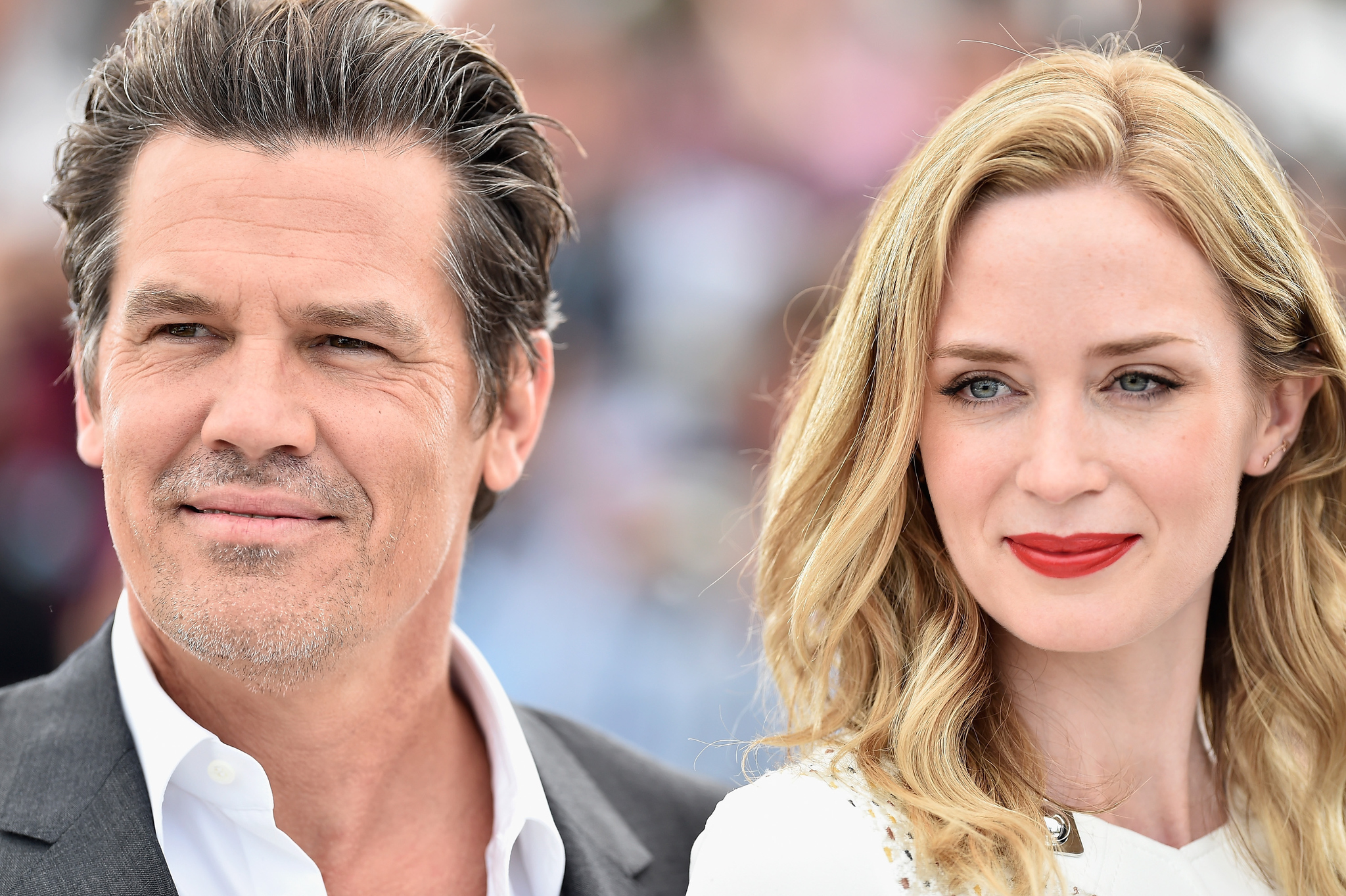 Josh Brolin and Emily Blunt at event of Sicario (2015)