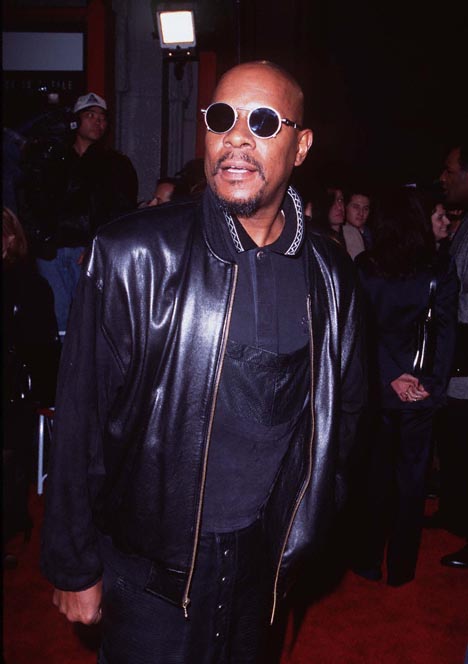 Avery Brooks at event of Star Trek: First Contact (1996)