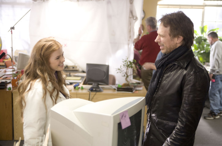 Still of Jerry Bruckheimer and Isla Fisher in Confessions of a Shopaholic (2009)