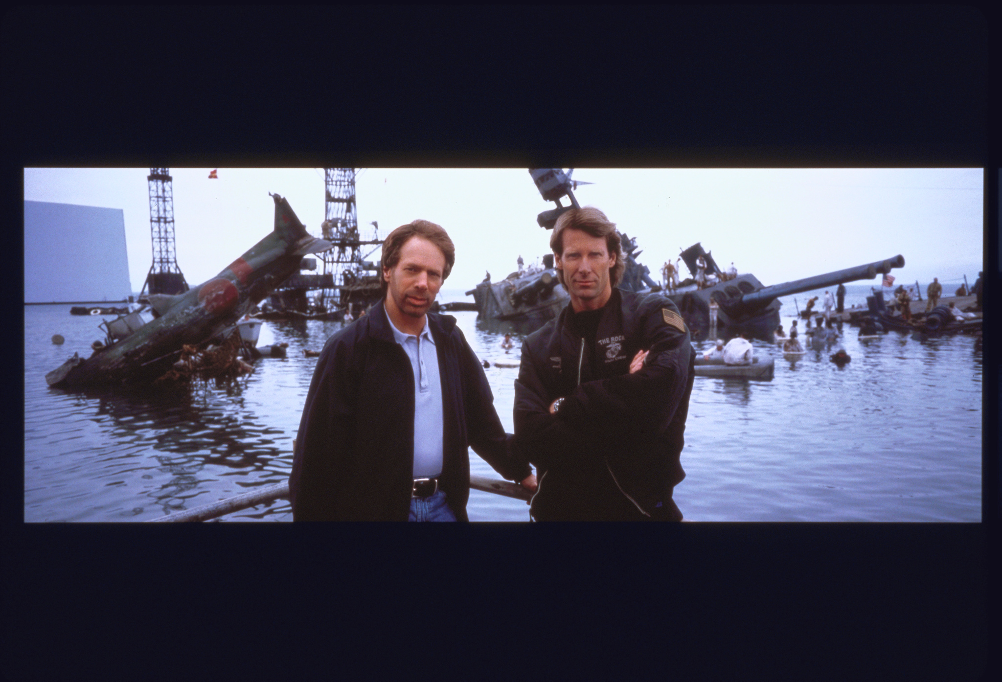 Still of Michael Bay and Jerry Bruckheimer in Perl Harboras (2001)