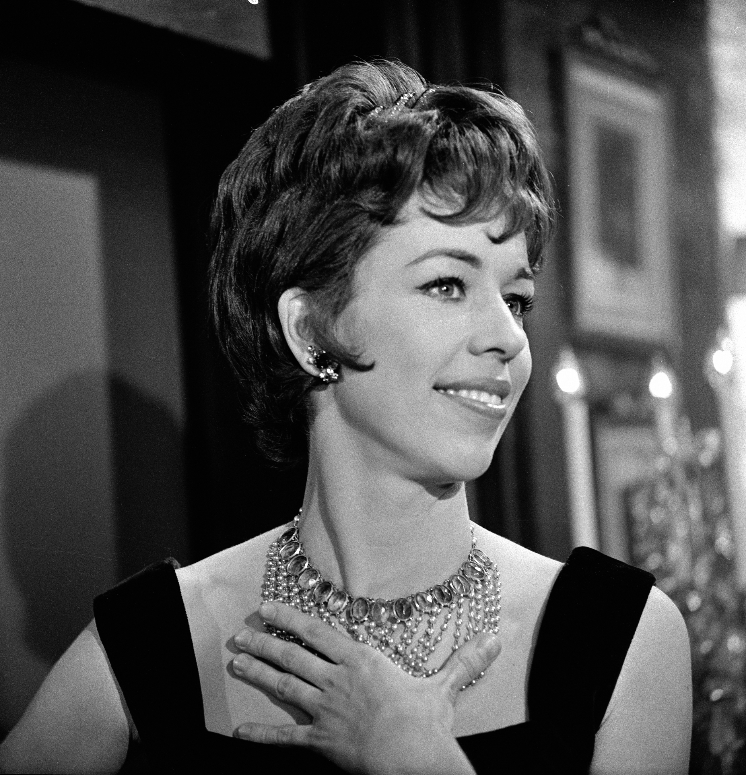 Still of Carol Burnett in The Twilight Zone (1959)