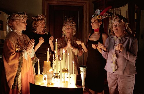 Still of Sandra Bullock, Ellen Burstyn, Fionnula Flanagan, Maggie Smith and Shirley Knight in Divine Secrets of the Ya-Ya Sisterhood (2002)