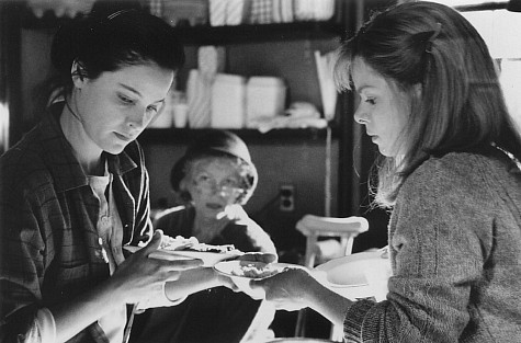 Still of Ellen Burstyn, Marcia Gay Harden and Alison Elliott in The Spitfire Grill (1996)