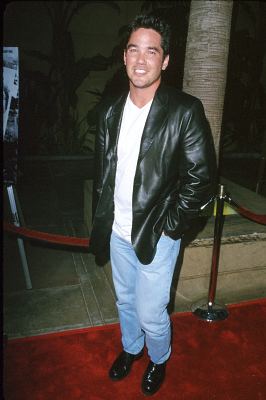 Dean Cain at event of The Broken Hearts Club: A Romantic Comedy (2000)
