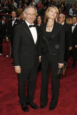 Steven Spielberg and Kate Capshaw at event of The 79th Annual Academy Awards (2007)