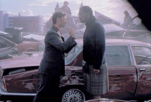 Still of Samuel L. Jackson and Robert Carlyle in The 51st State (2001)