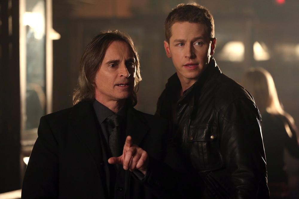 Still of Robert Carlyle and Josh Dallas in Once Upon a Time (2011)