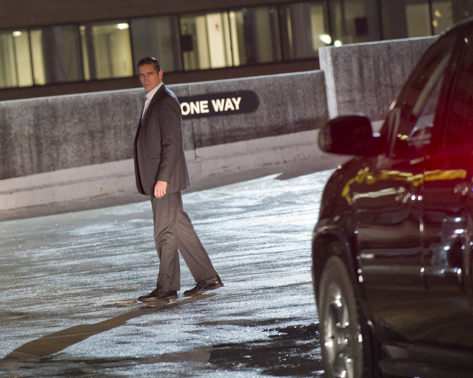 Still of Jim Caviezel in Person of Interest (2011)