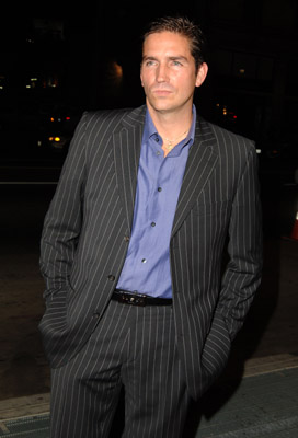 Jim Caviezel at event of Ties jausmu riba (2005)