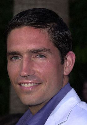 Jim Caviezel at event of Angel Eyes (2001)