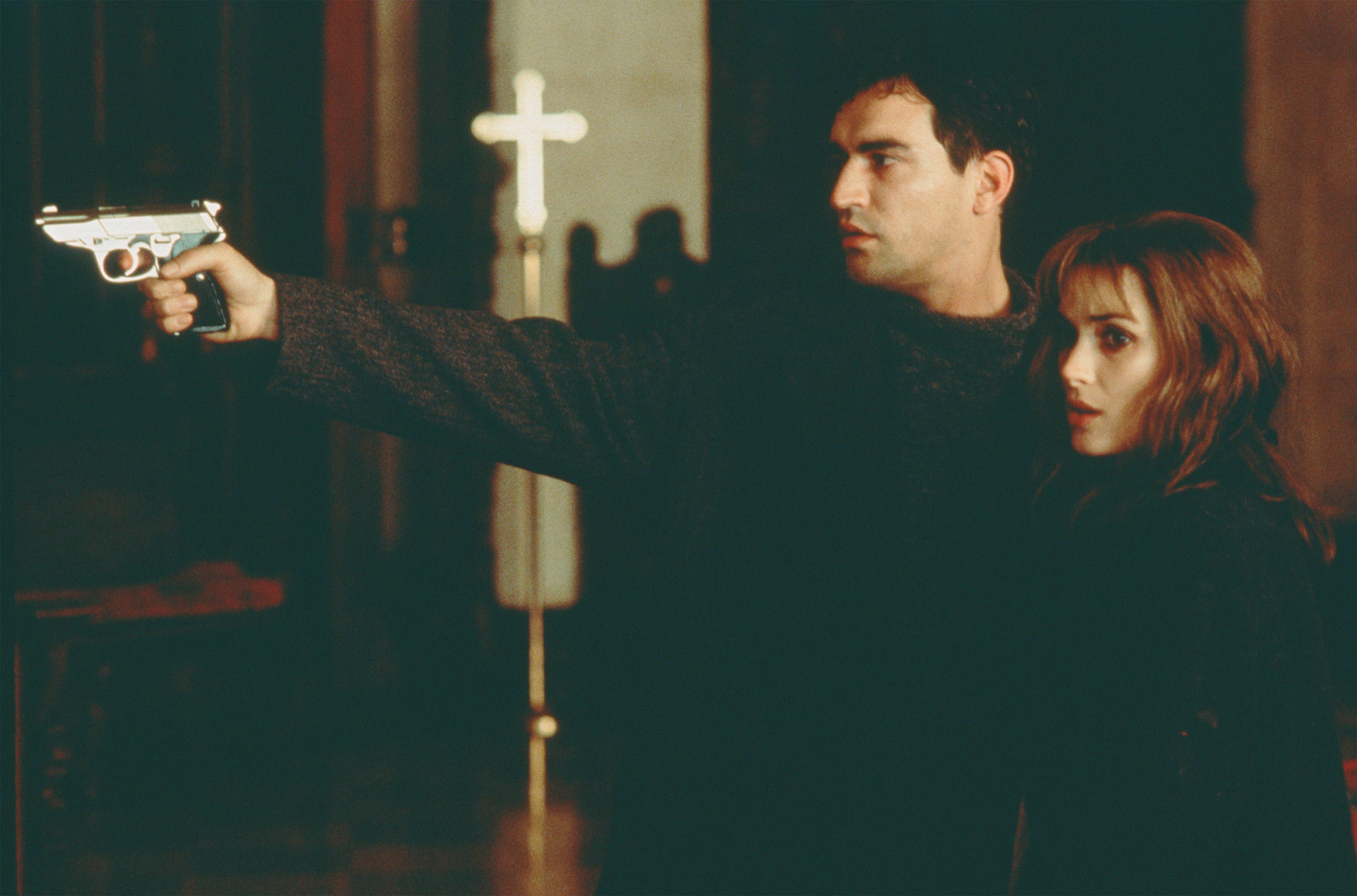 Still of Winona Ryder and Ben Chaplin in Lost Souls (2000)