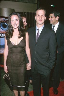 Jennifer Connelly and Josh Charles at event of Rekviem svajonei (2000)