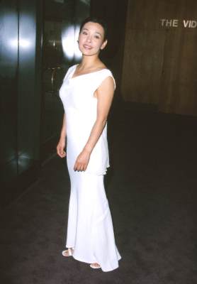 Joan Chen at event of L'assedio (1998)