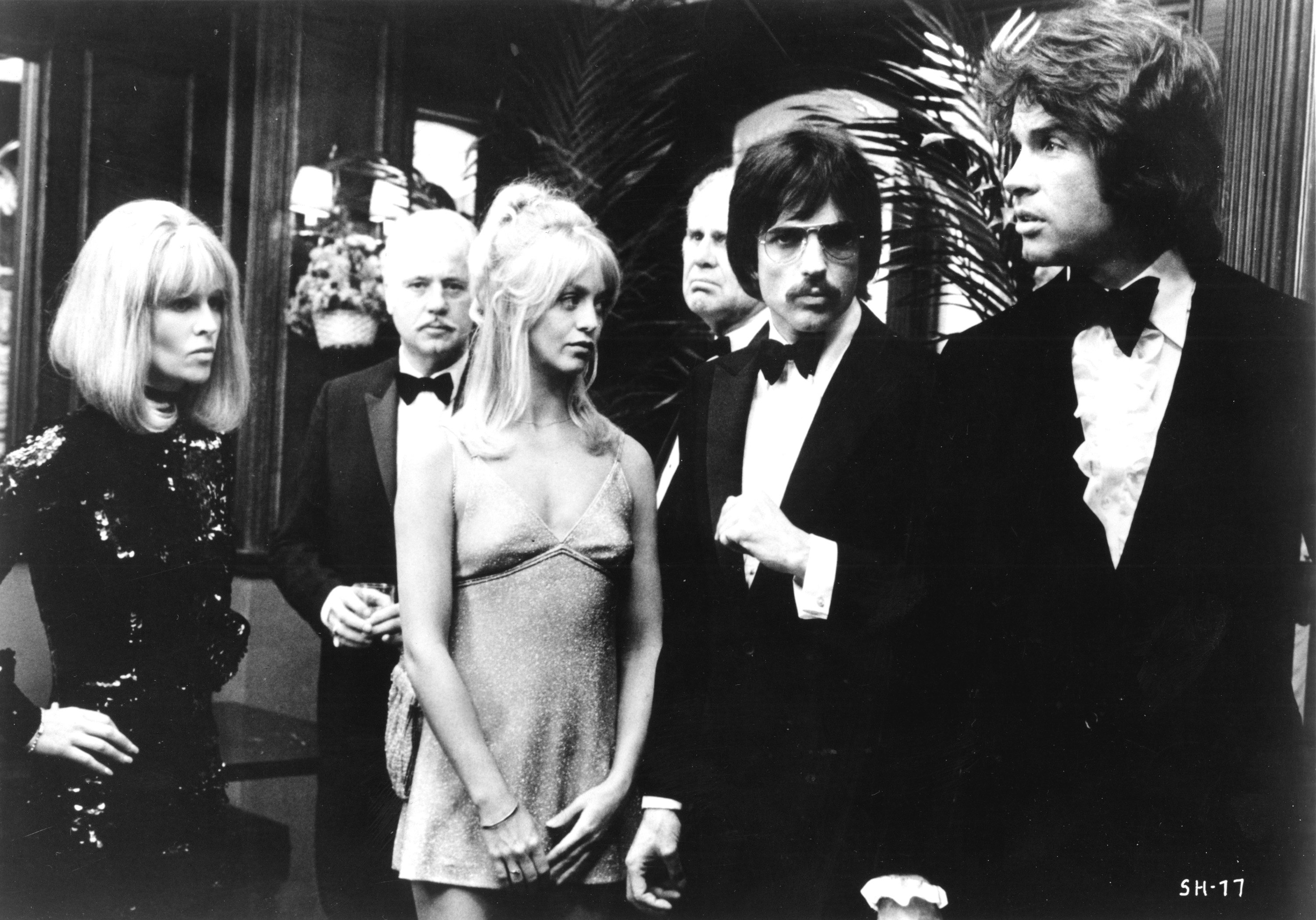 Still of Goldie Hawn, Warren Beatty and Julie Christie in Shampoo (1975)
