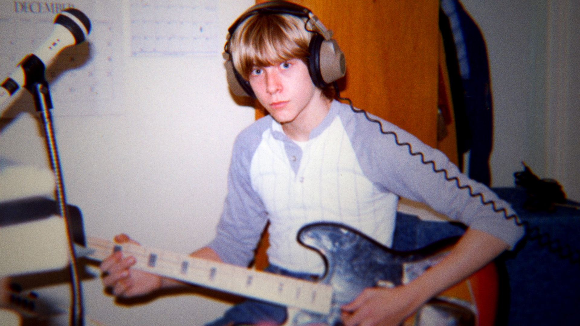 Still of Kurt Cobain in Cobain: Montage of Heck (2015)