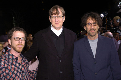 Ethan Coen, Joel Coen and T Bone Burnett at event of The Ladykillers (2004)