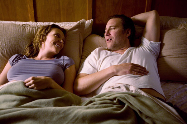 Still of Toni Collette and John Corbett in United States of Tara (2009)