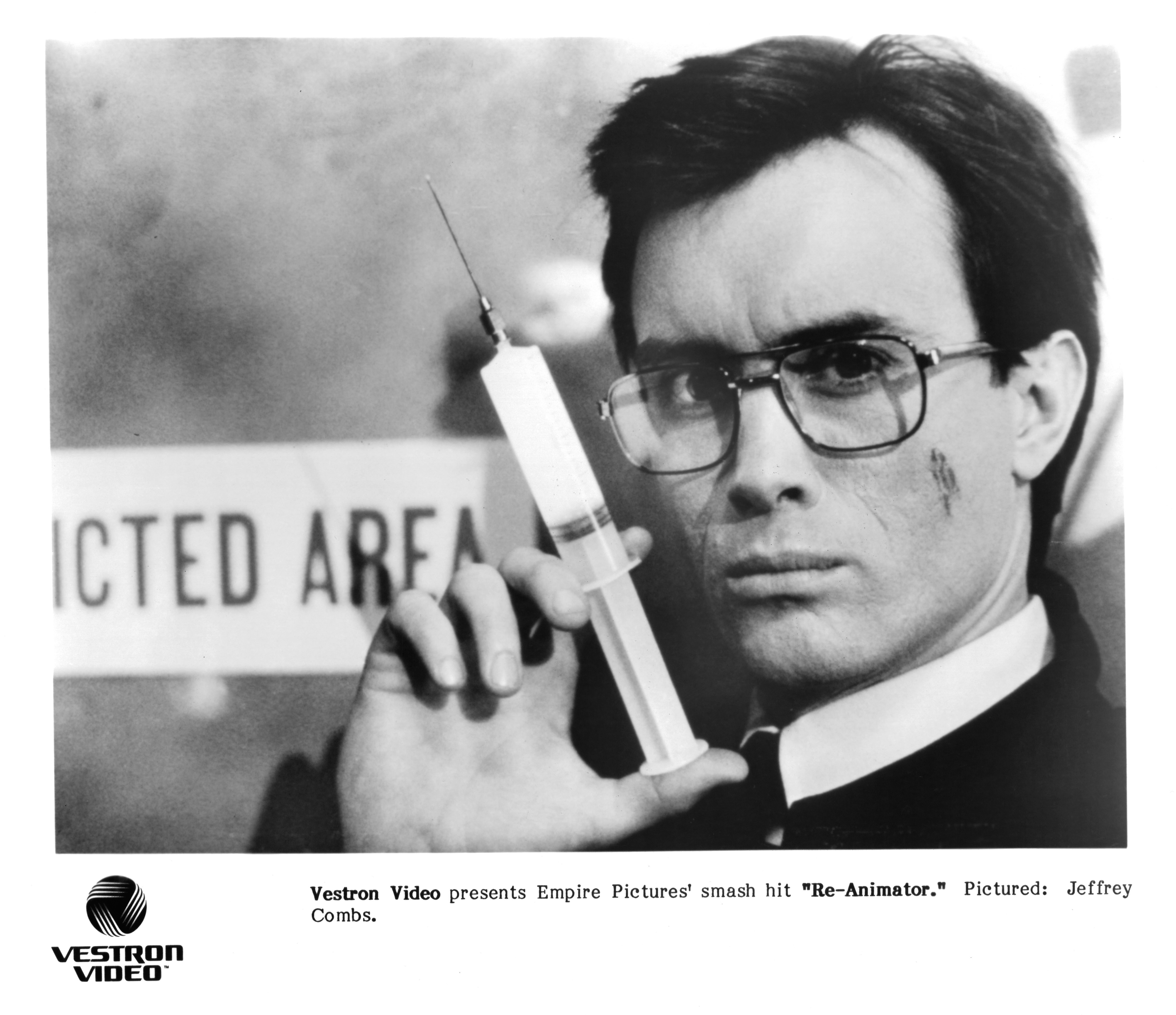 Still of Jeffrey Combs in Re-Animator (1985)