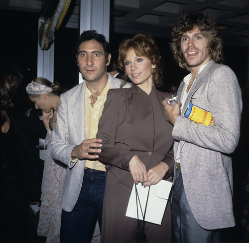Jeff Conaway with Judd Hirsch and Marilu Henner circa 1970s