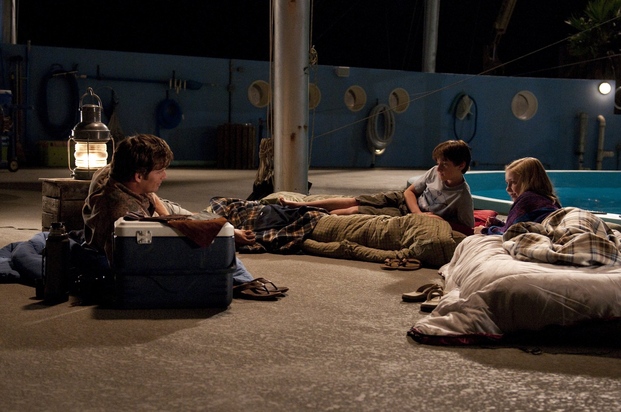 Still of Harry Connick Jr., Nathan Gamble and Cozi Zuehlsdorff in Dolphin Tale (2011)