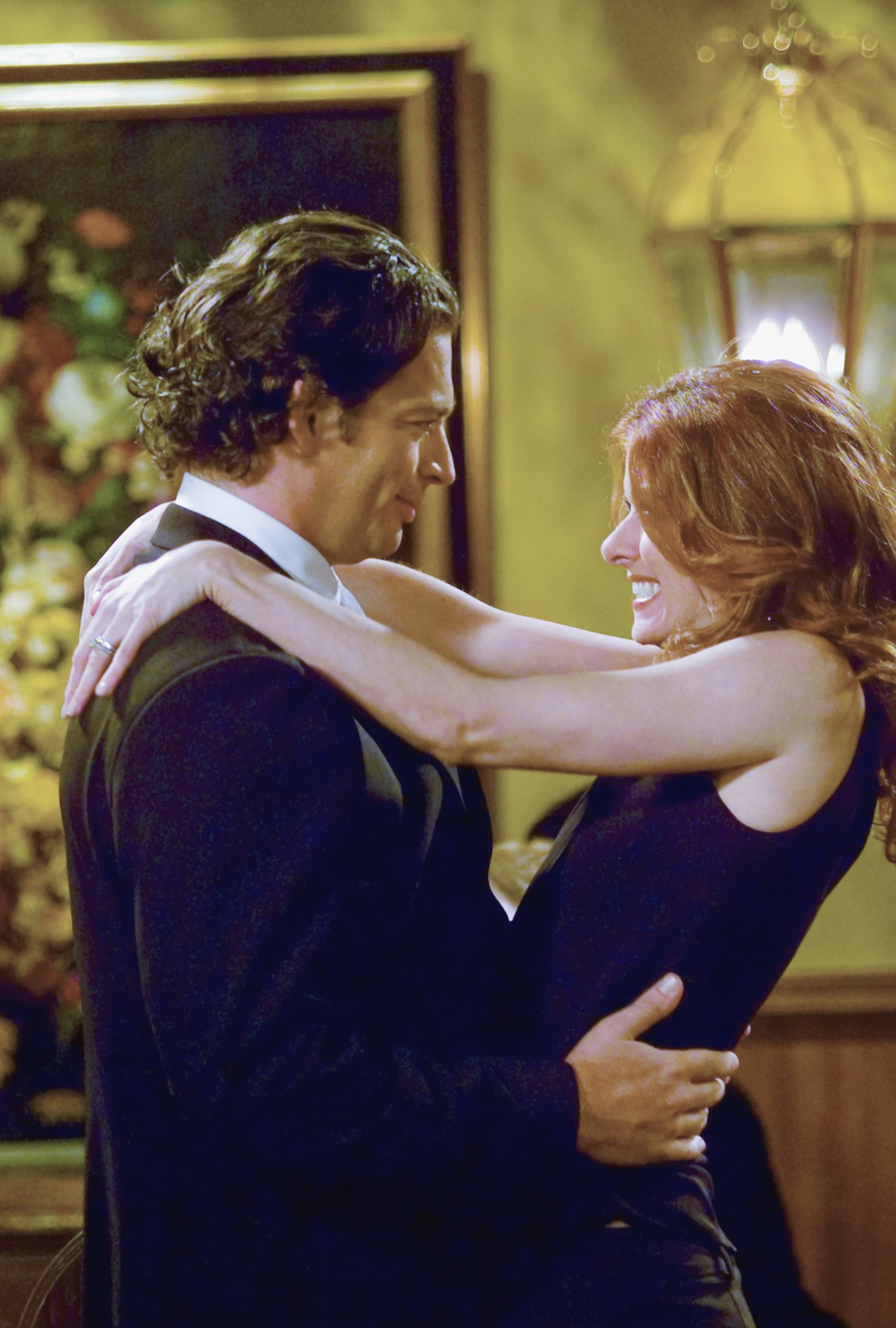 Still of Harry Connick Jr. and Debra Messing in Will & Grace (1998)