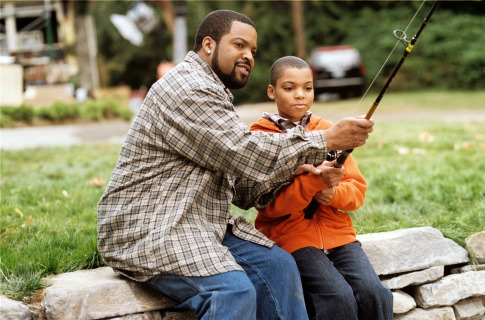 Still of Ice Cube and Philip Bolden in Are We Done Yet? (2007)