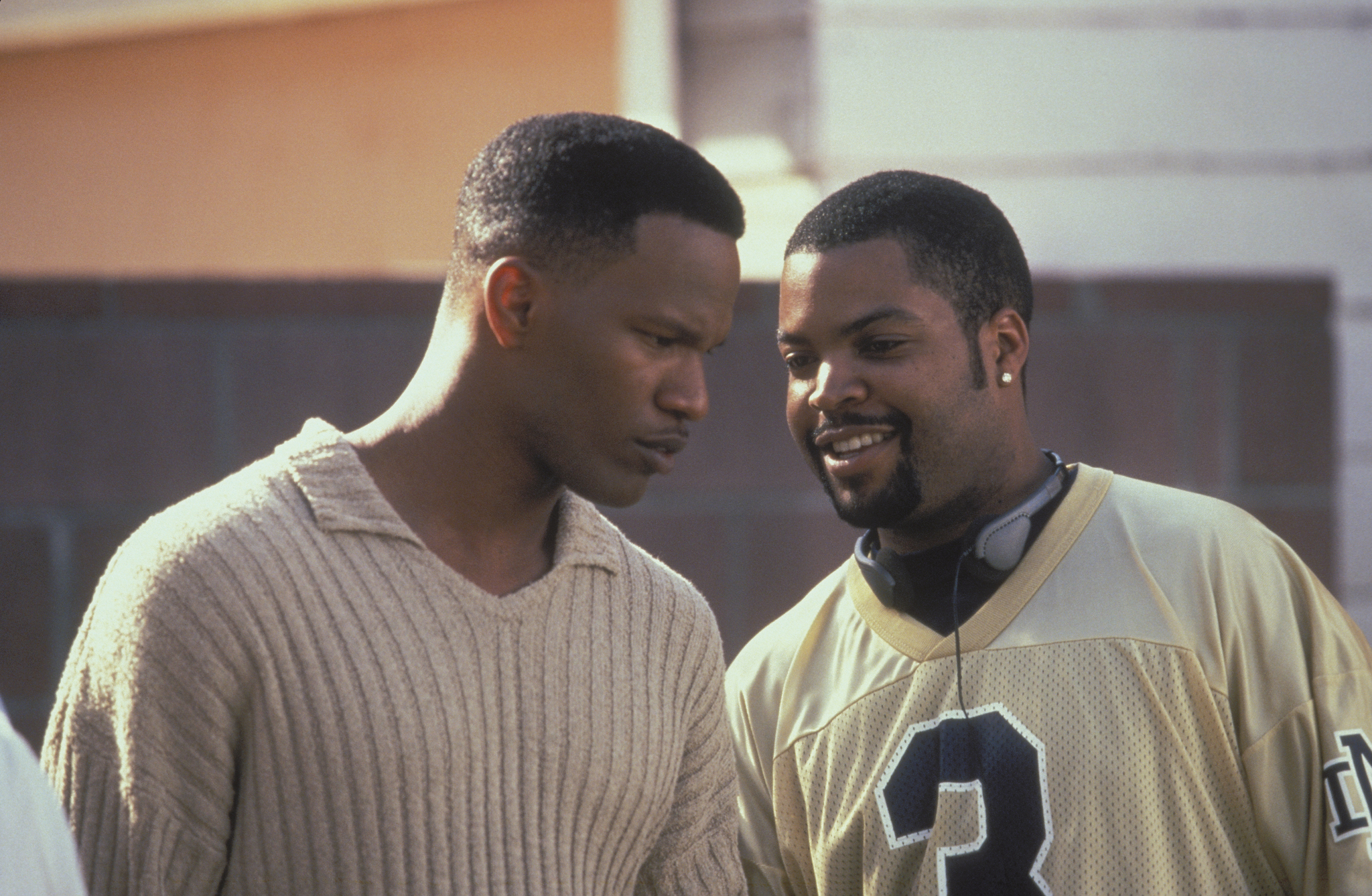 Still of Ice Cube and Jamie Foxx in The Players Club (1998)