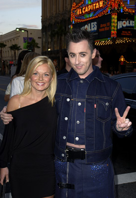 Alan Cumming and Geri Halliwell at event of Iksmenai 2 (2003)