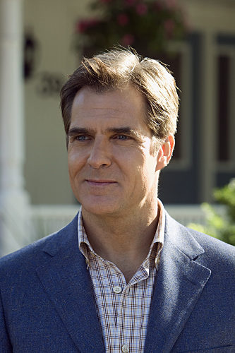 Still of Henry Czerny in The Russell Girl (2008)
