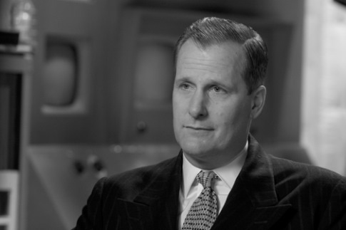 Still of Jeff Daniels in Good Night, and Good Luck. (2005)