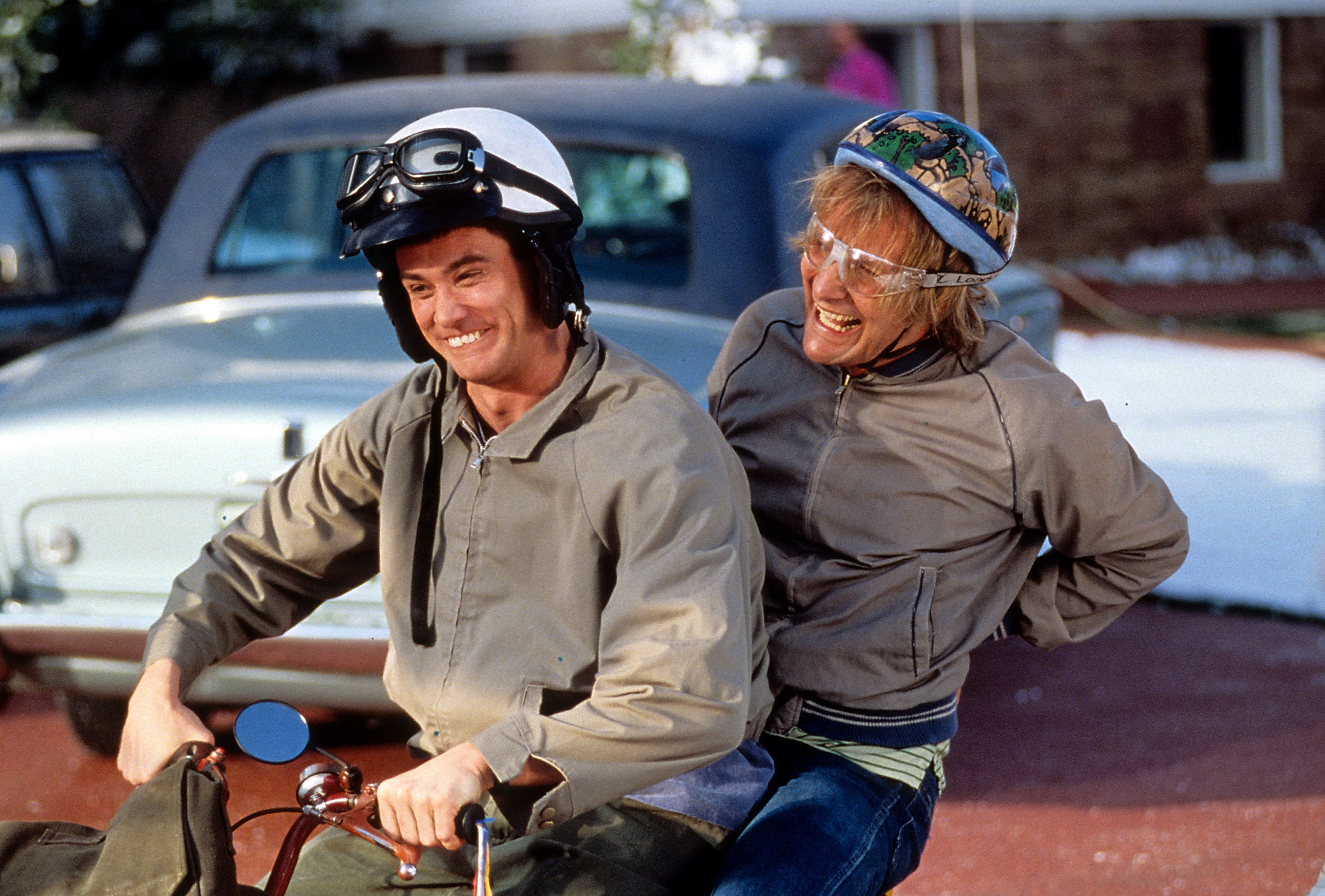 Still of Jim Carrey and Jeff Daniels in Dumb & Dumber (1994)