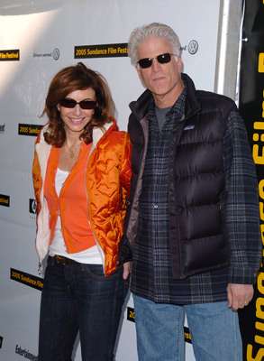 Ted Danson and Mary Steenburgen at event of Marilyn Hotchkiss' Ballroom Dancing & Charm School (2005)