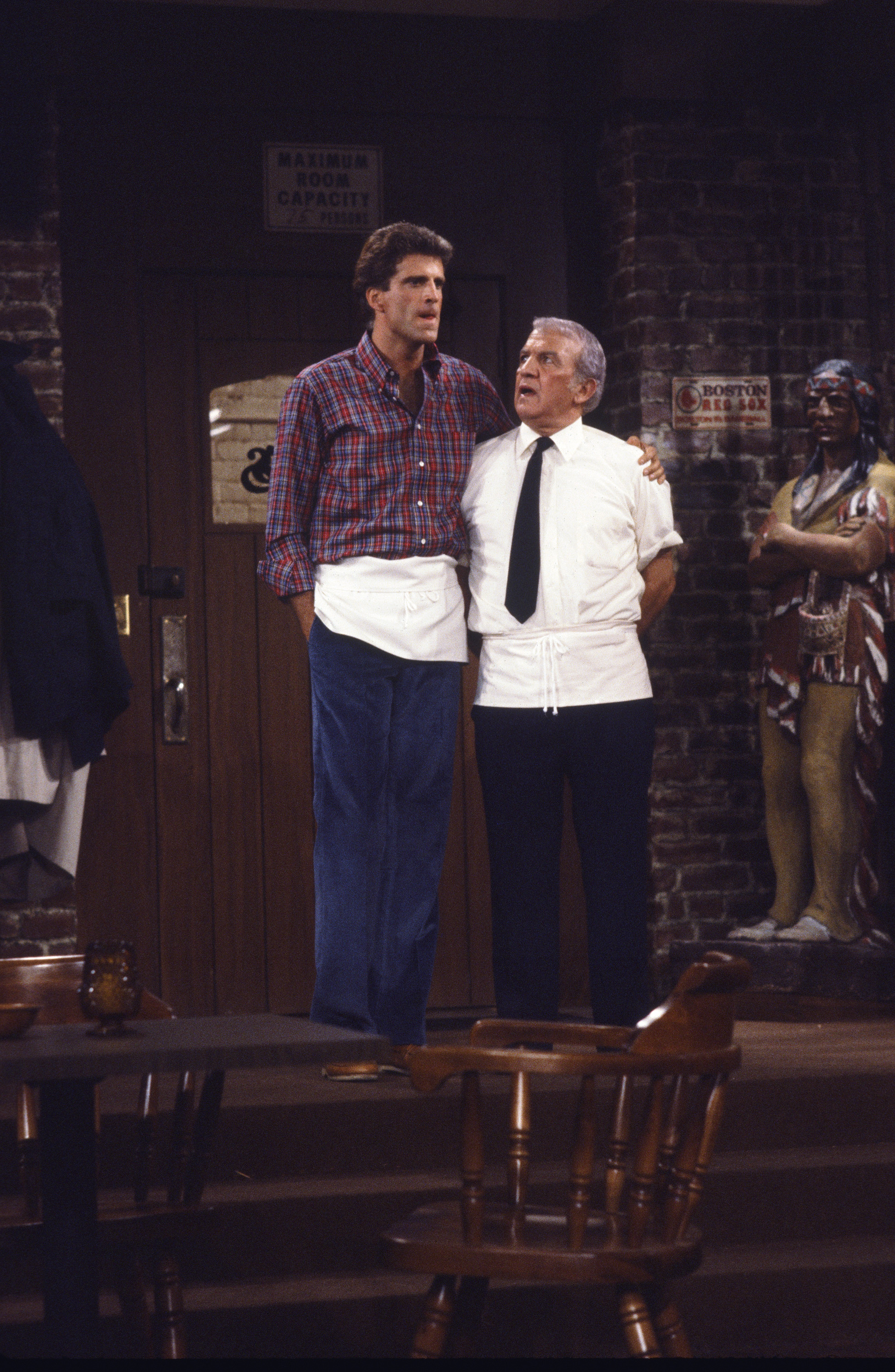 Still of Ted Danson and Nicholas Colasanto in Cheers (1982)