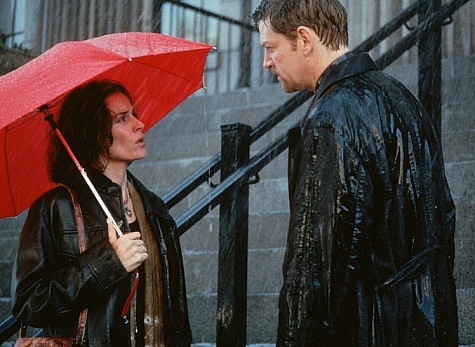 Still of Kenneth Branagh and Embeth Davidtz in The Gingerbread Man (1998)