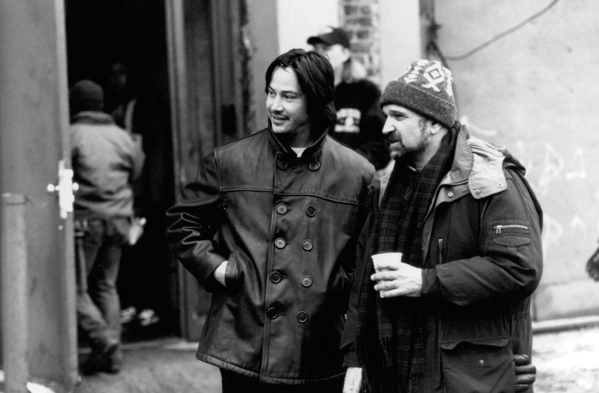 Still of Keanu Reeves and Andrew Davis in Chain Reaction (1996)