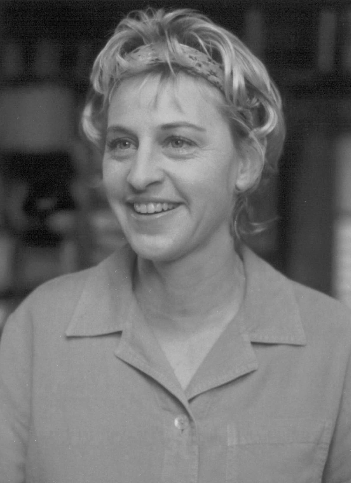 Still of Ellen DeGeneres in The Love Letter (1999)