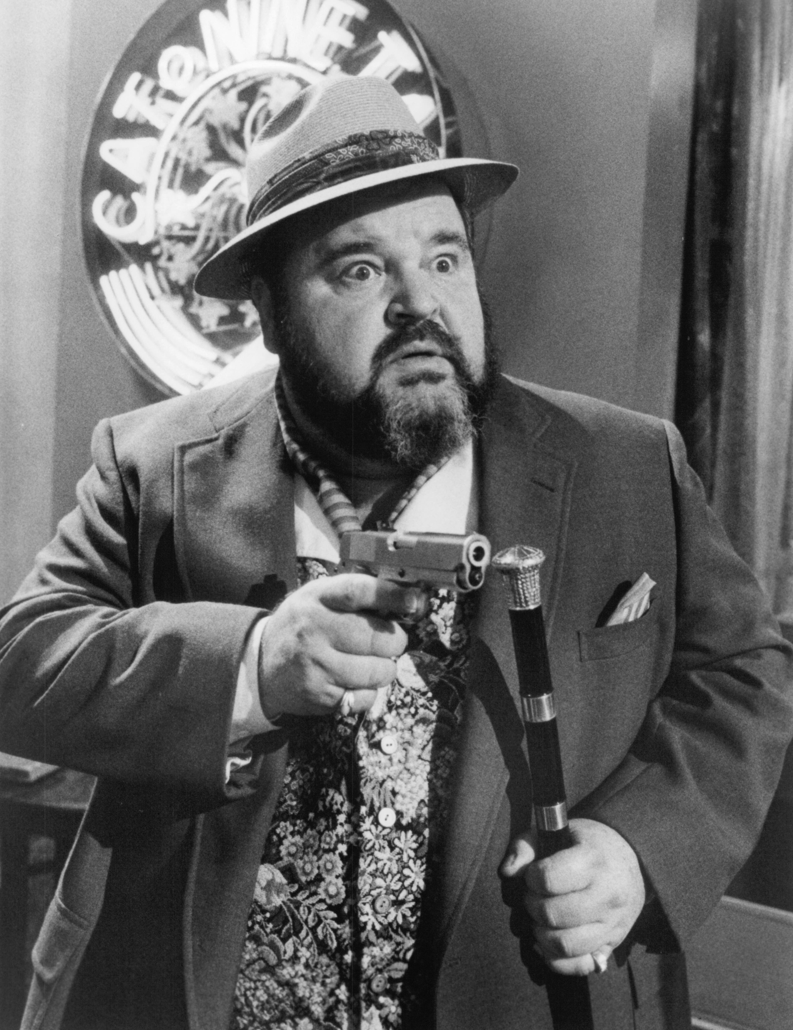 Still of Dom DeLuise in Loose Cannons (1990)