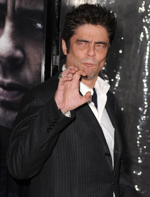 Benicio Del Toro at event of Vilkolakis (2010)