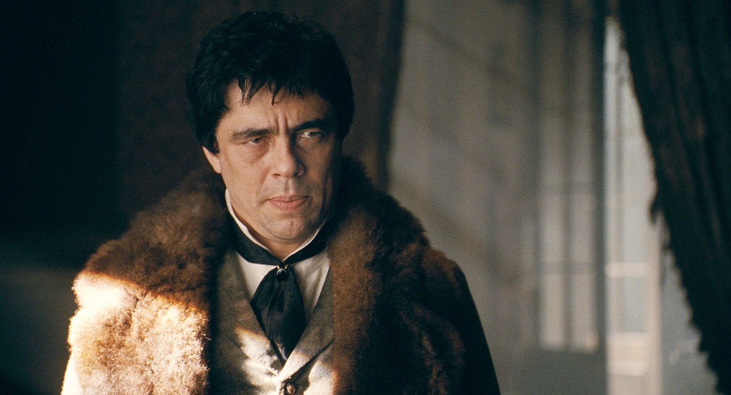 Still of Benicio Del Toro in Vilkolakis (2010)