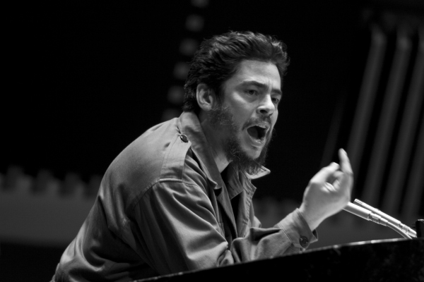 Still of Benicio Del Toro in Che: Part One (2008)