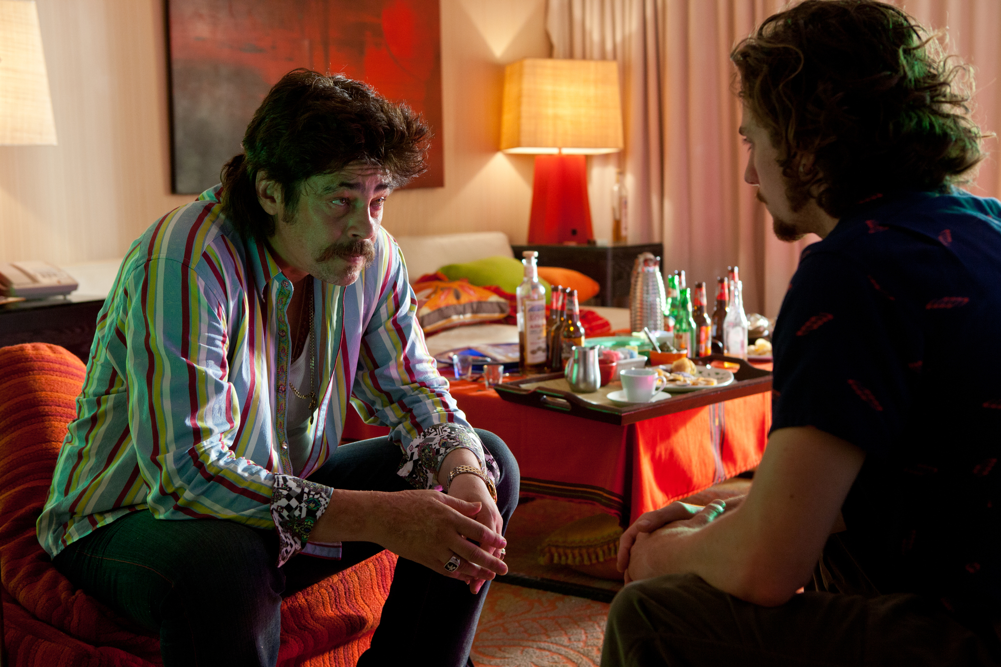 Still of Benicio Del Toro in Laukiniai (2012)