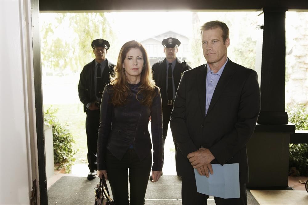 Still of Dana Delany and Mark Valley in Body of Proof (2011)