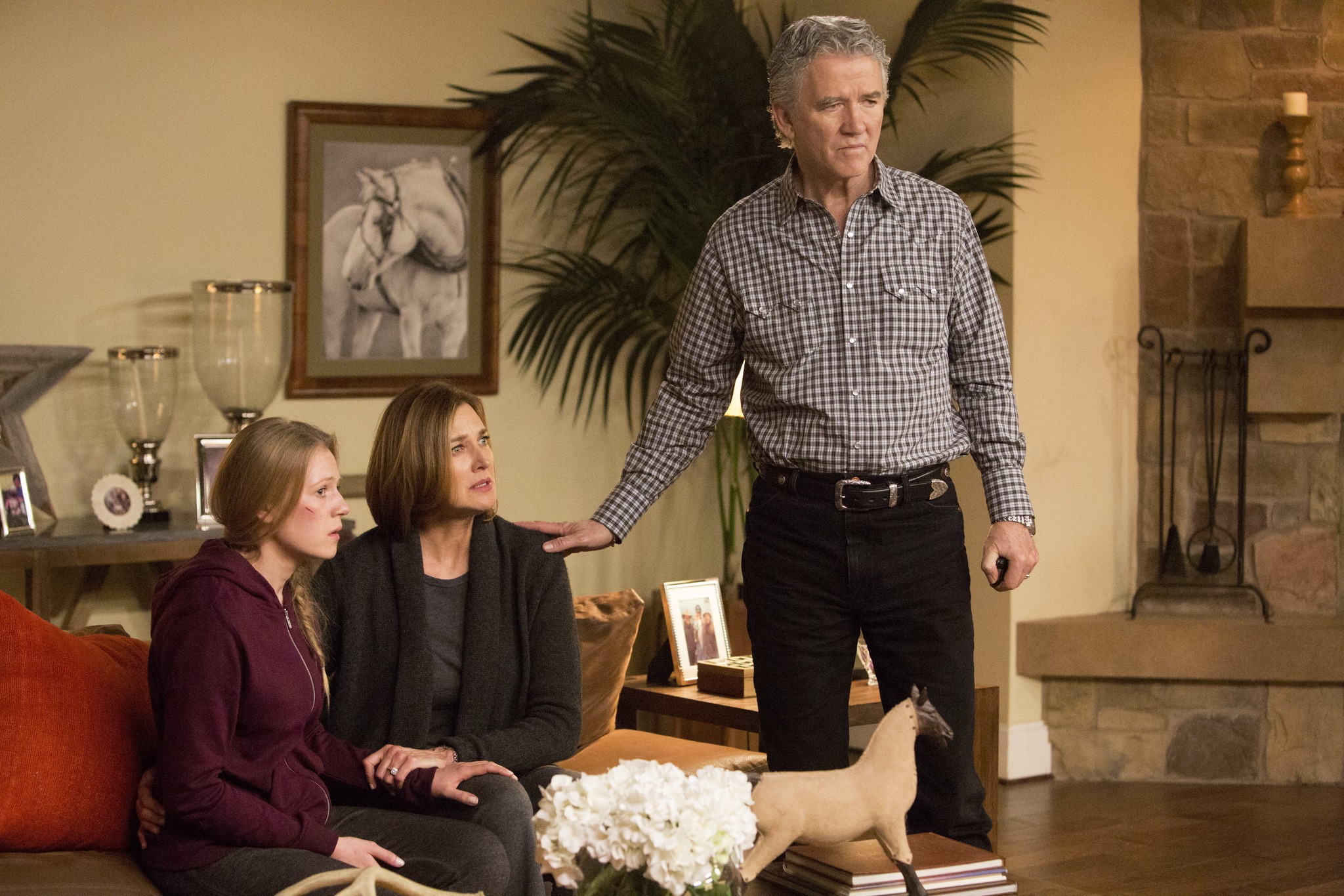 Still of Patrick Duffy and Brenda Strong in Dallas (2012)