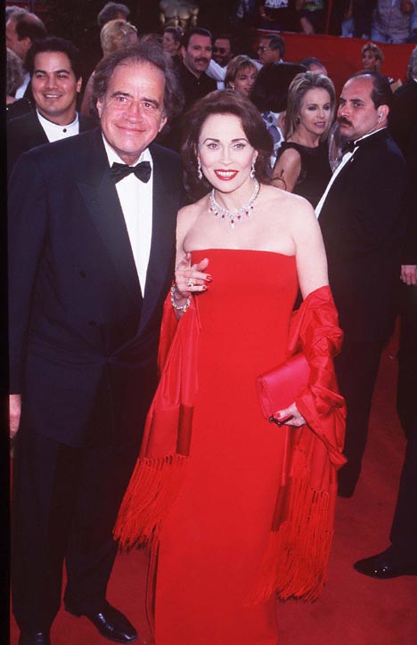 Faye Dunaway at event of The 69th Annual Academy Awards (1997)