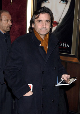 Griffin Dunne at event of Memoirs of a Geisha (2005)