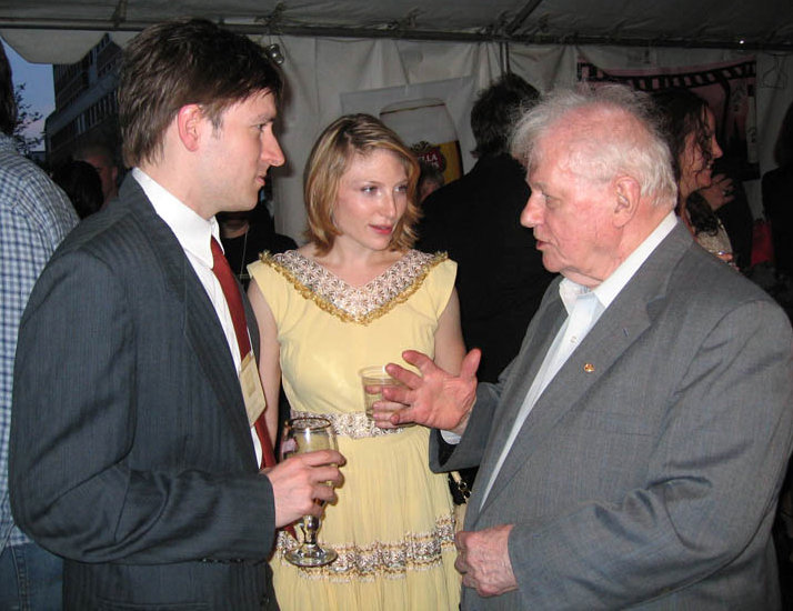 Trail of Crumbs world premiere at the 2008 Hoboken International Film Festival. Robert McAtee, Molly Leland, and Charles Durning.
