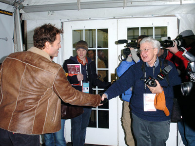 Roger Ebert and Greg Kinnear at event of The Matador (2005)