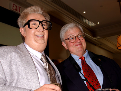 Roger Ebert and Martin Short at event of Primetime Glick (2001)