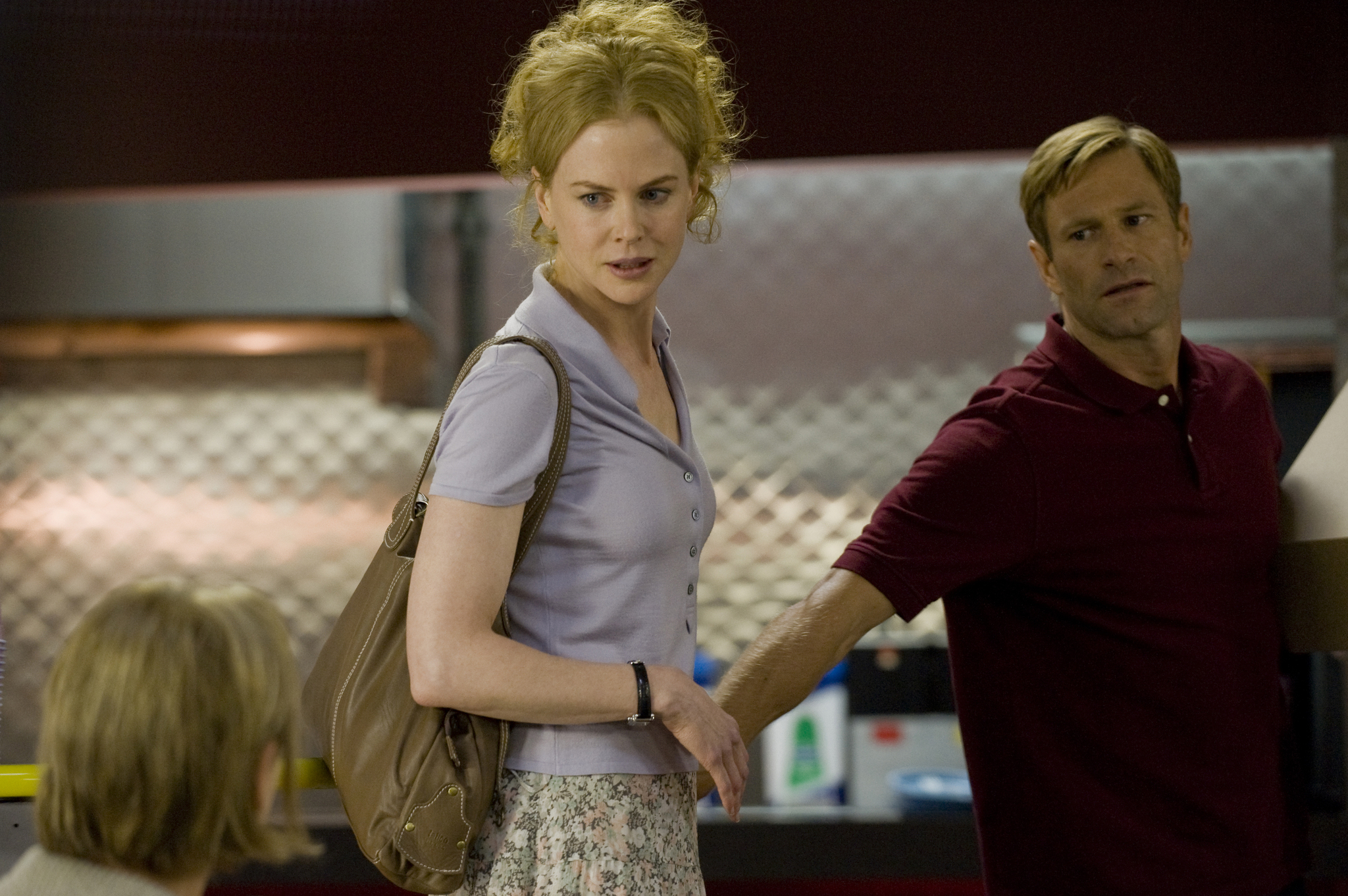 Still of Nicole Kidman and Aaron Eckhart in Triusio urvas (2010)